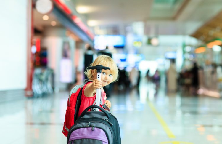 How to Keep Kids Entertained on Long Trips (Without Screen Time) The Oliver\\\'s Madhouse How to Keep Kids Entertained on Long Trips (Without Screen Time) The Oliver\\\'s Madhouse