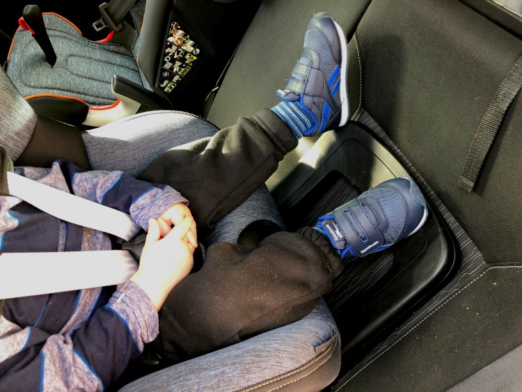 A Review Of The Britax Römer DUALFIX i-SIZE Extended Rear Facing Car Seat The Oliver\\\'s Madhouse