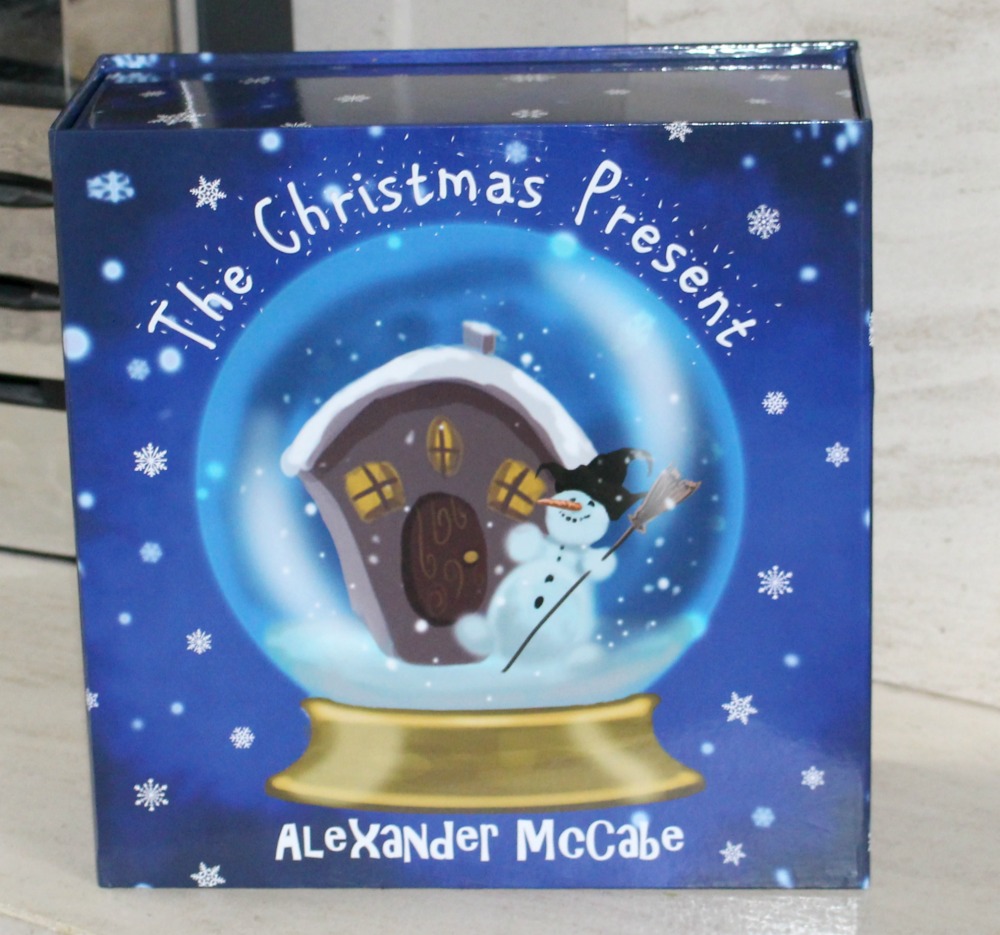 The Christmas Present Book Review + Giveaway The Oliver\\\'s Madhouse